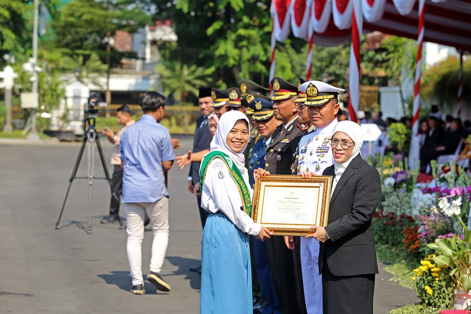 Peringatan Hari Sumpah Pemuda, Pemkot Surabaya Apresiasi 36 Generasi Muda Terbaik