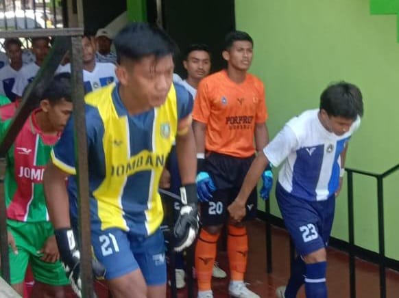 Sepak Bola Putra Sidoarjo Lolos ke Semifinal  Porprov Setelah Menang Tipis Lawan Jombang