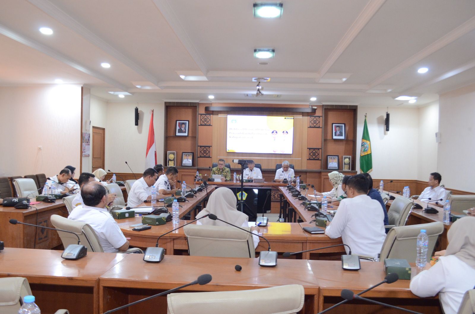 Pemkab Gresik Gerak Cepat, Stabilkan Harga dan Pasokan Bahan Pokok di Pulau Bawean