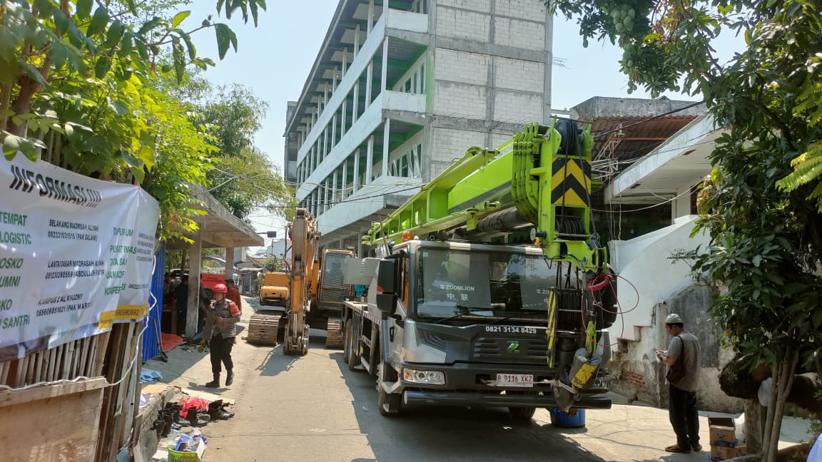 4 Jasad Ditemukan, Korban Tewas Runtuhnya Musala Ponpes Al Khoziny Bertambah Jadi 9 Orang