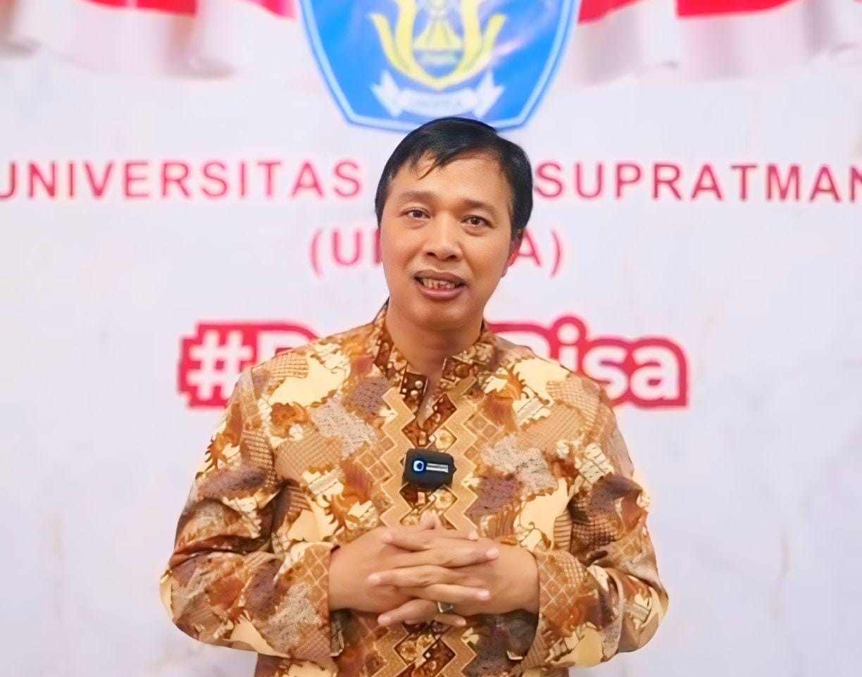 Tips Sukses dari Rektor Unipra Surabaya : Berbakti Kepada Orang Tua