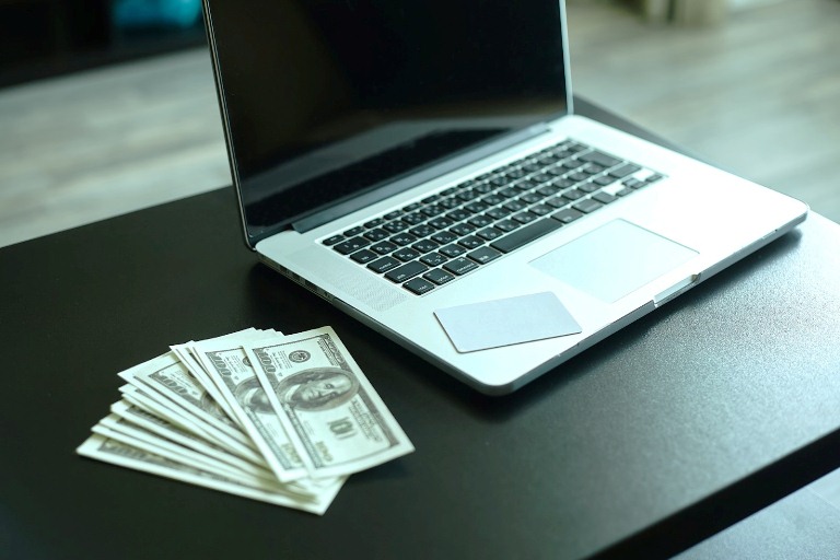 Rupiah Melemah, Harga HP dan Laptop Terbaru 2026 Melonjak Imbas Ketegangan Geopolitik