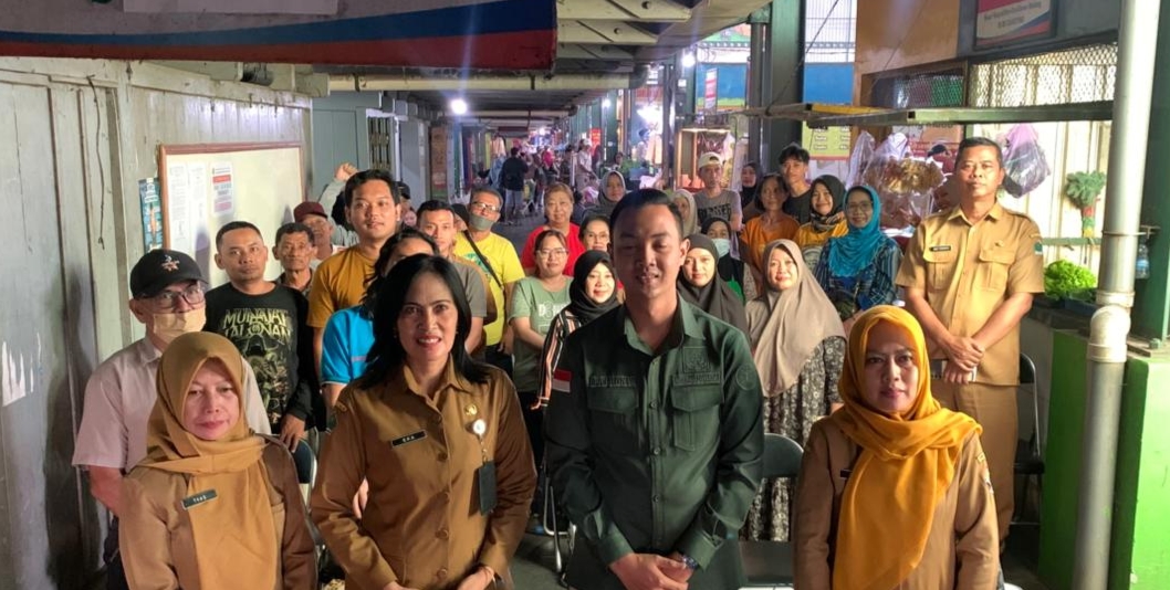 Berdayakan Pedagang, Kejari Kota Malang Beri Edukasi Hukum Lewat Program Sepasar Pedas