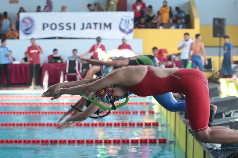 Peraih Medali PON Turun, Kans Atlet Kejurda Finswimming Jatim Unjuk Kemampuan Terbaik