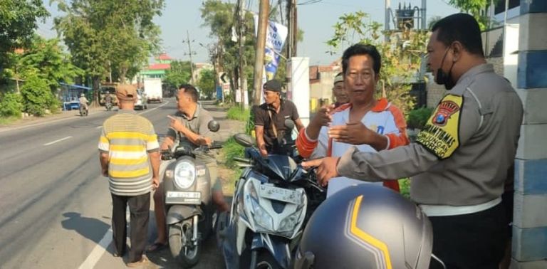 Putar Balik, Tabrakan, Remaja Gresik Meninggal Dunia