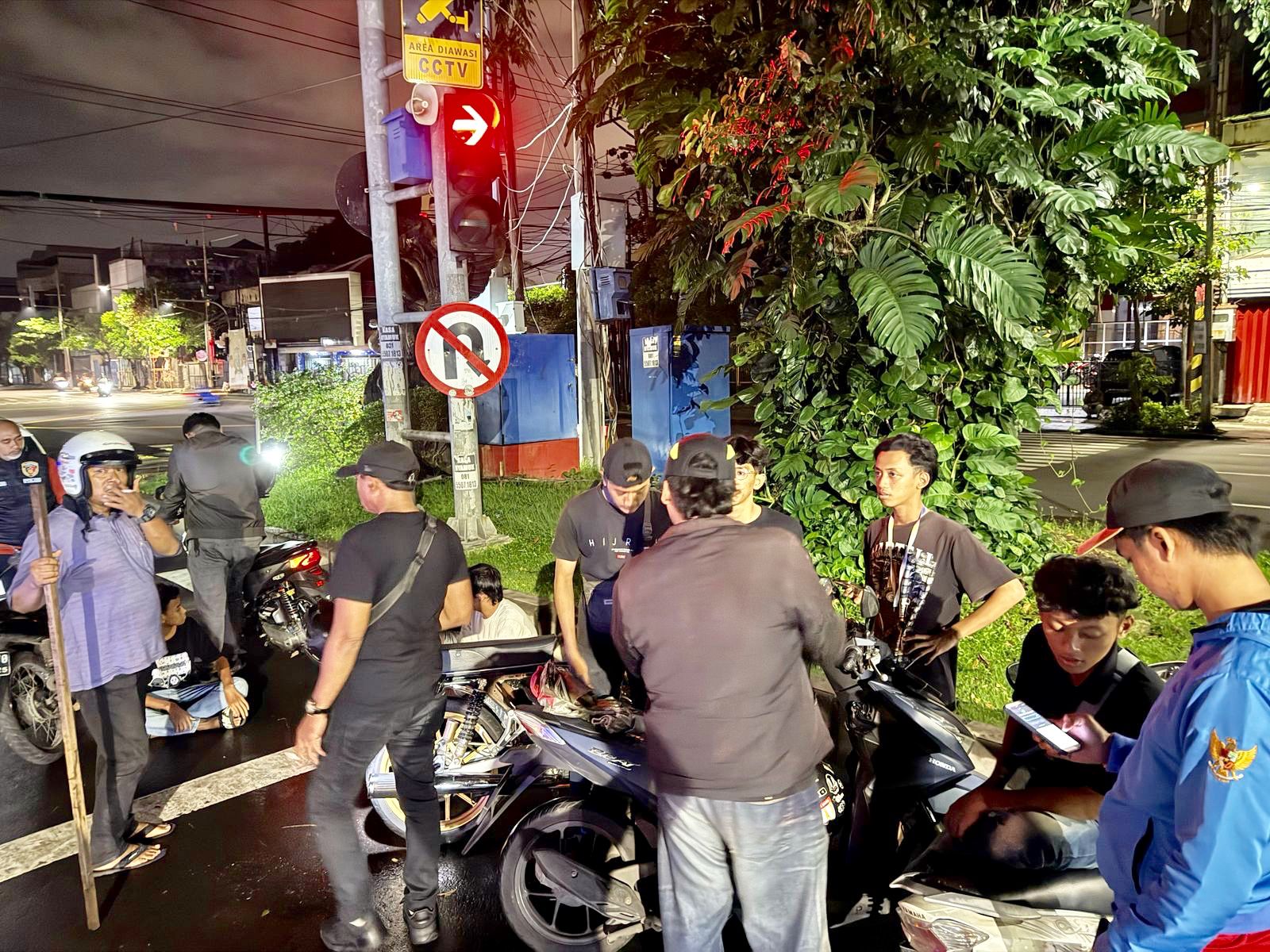 Balap Liar Jalan Pucang dan Kertajaya Dibubarkan, Belasan Remaja Diamankan