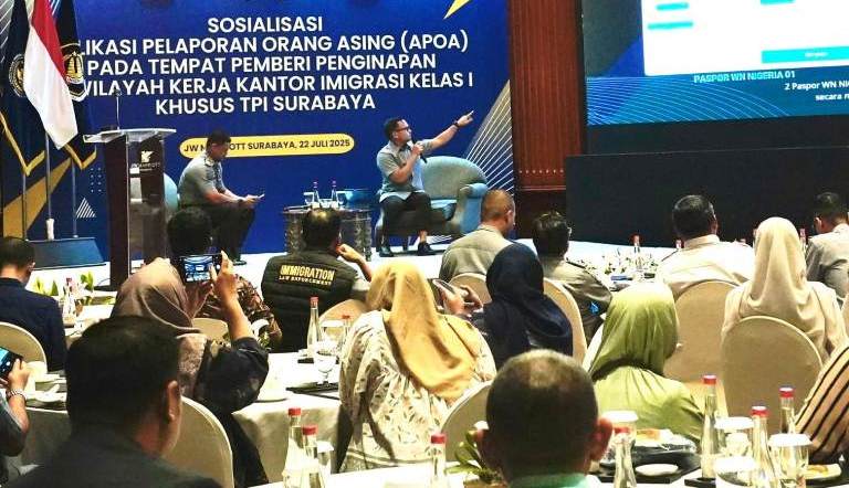 Imigrasi Surabaya Gandeng Pelaku Usaha Akomodasi, Sosialisasikan APOA untuk Perkuat Pengawasan WNA