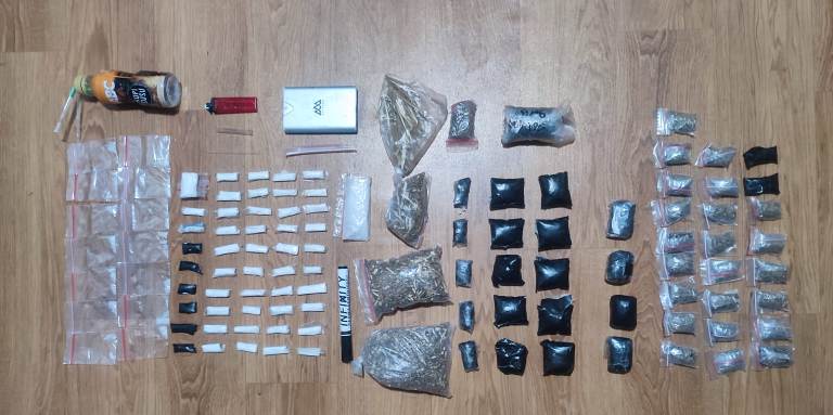 Polresta Sidoarjo Ungkap Peredaran Sabu dan Ganja, Tiga Tersangka Dikerangkeng