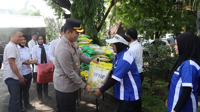 Sinergi Polres dan Buruh Nganjuk Wujudkan Kamtibmas Kondusif Lewat Apel Kebangsaan