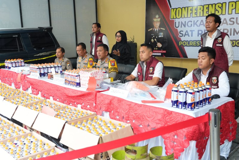 Polisi Sidoarjo Bongkar Pengoplosan LPG Subsidi Jadi Gas Portabel