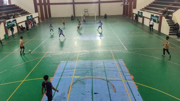  Piala PWI Mojokerto Cup 2026, Delapan Tim Bertarung Sengit Empat Tim Lolos Semifinal