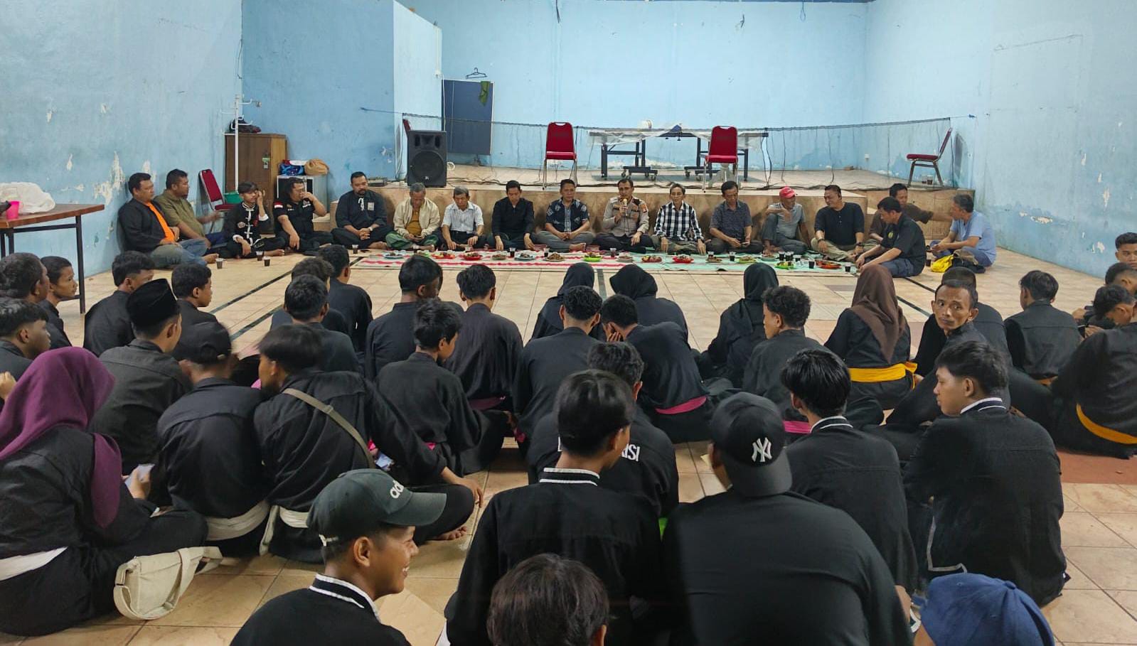 Polsek Wonocolo Jalin Sinergi dengan Tokoh Masyarakat, Gelar Silaturahmi Bersama Pimpinan Perguruan Silat