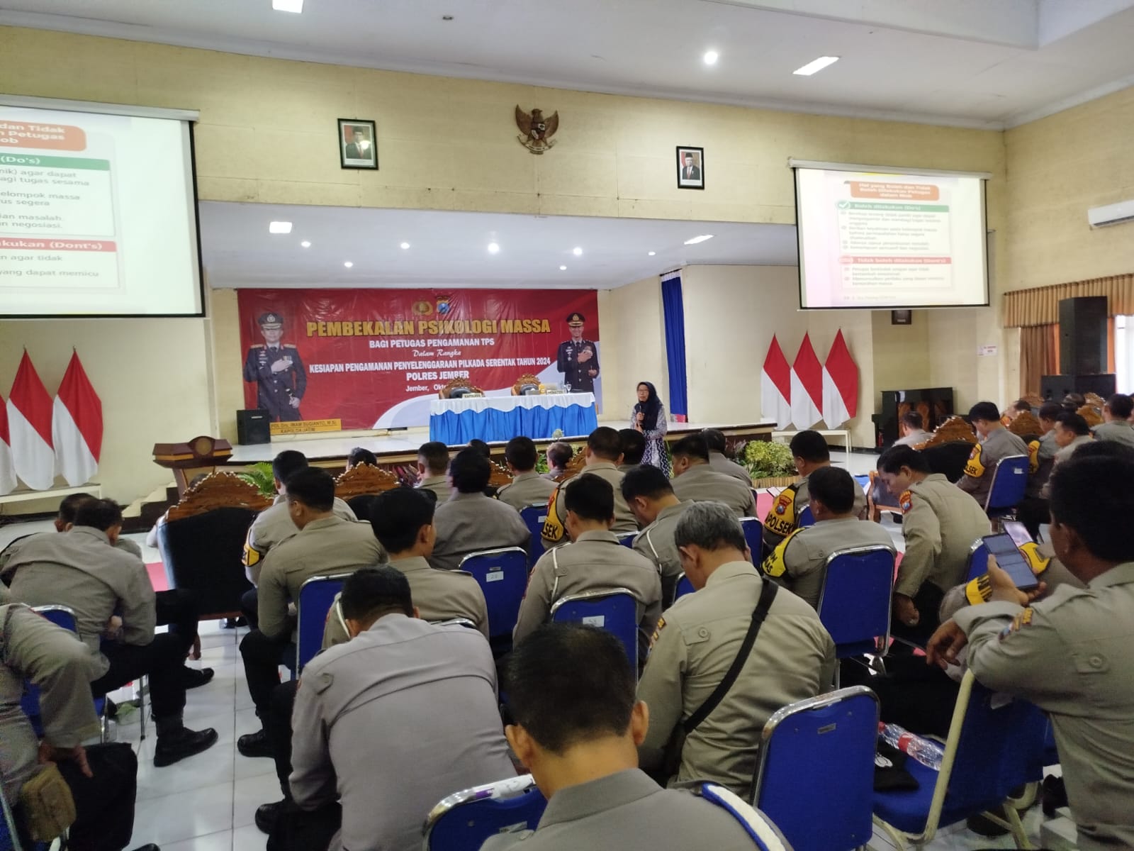 Wujudkan Pilkada Damai, Polres Jember Bekali Ratusan Personil dengan Psikologi Massa