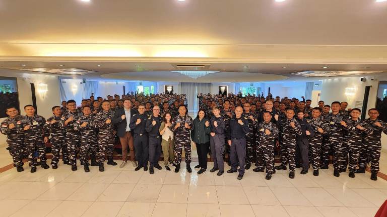 Calon Awak KRI Brawijaya-320 Pelatihan di Italia