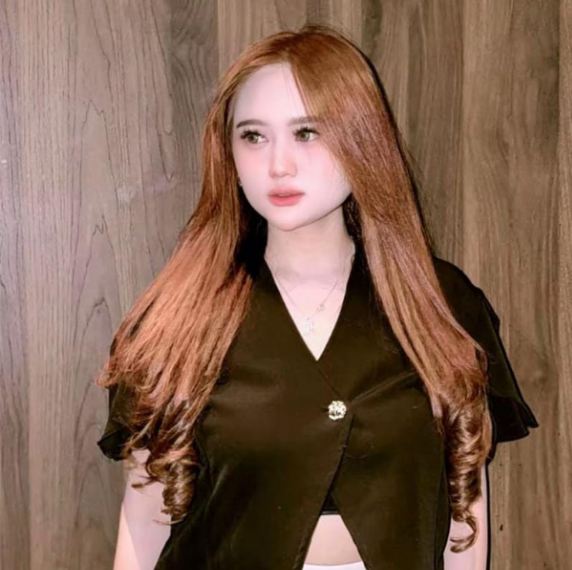 Mengenal Efira Agustin, Pedangdut Jatim yang Makin Eksis di Dunia Digital