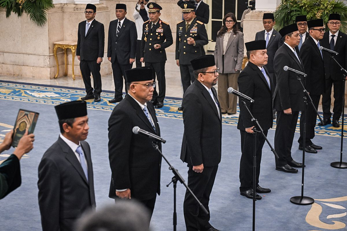 Enam Kali Reshuffle Kabinet, Pengamat Soroti Gap Target Prabowo dan Kinerja Menteri