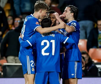 Aksi Carreras dan Mbappé Antar Real Madrid Tekuk Valencia