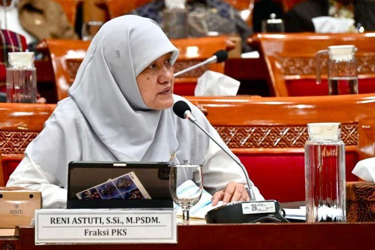 Atasi Bonus Demografi dan Lonjakan Pengangguran Sarjana, Reni Astuti Desak Pemerintah Ambil Langkah Konkret