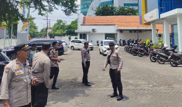 Patroli Polsek Gayungan Berikan Rasa Aman dan Nyaman Nasabah ATM 