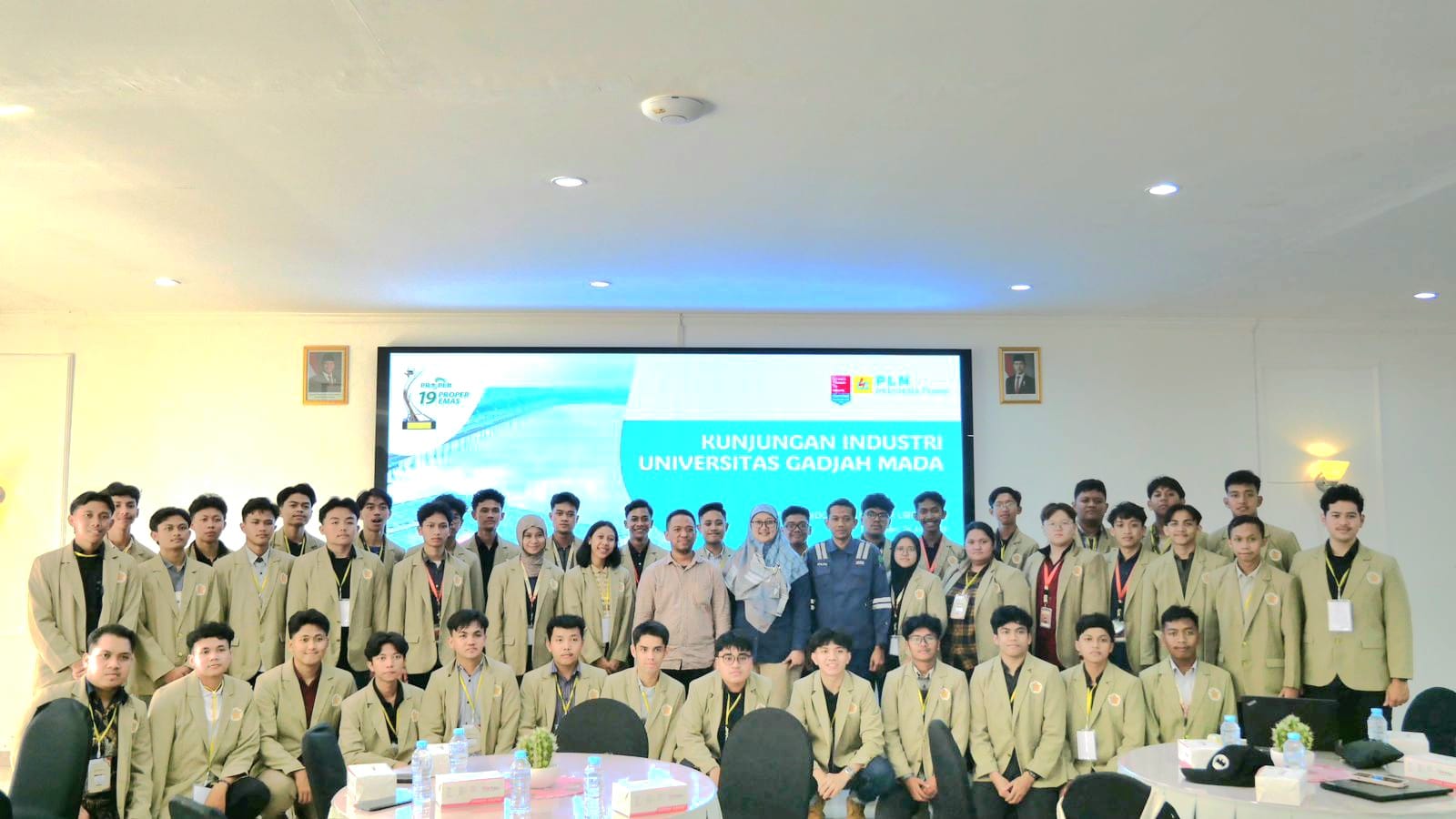 PLN Indonesia Power UBP Grati Sambut Kunjungan Industri Fakultas Teknik UGM, Perkuat Sinergi Akademis dan Indu