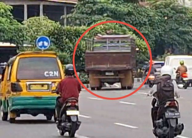 Tabrak Pemotor Hingga Tewaskan Bocah SD di Jalan Ahmad Yani, Sopir Truk Disebut On the Track