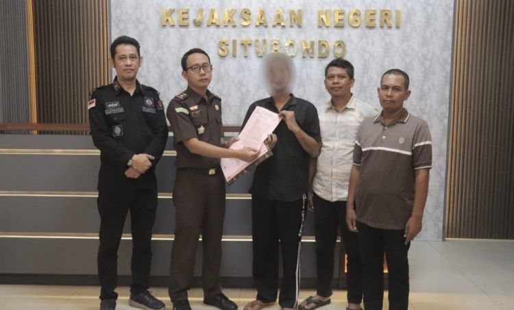 Kejari Situbondo Hentikan Kasus Penadahan Melalui Restorative Justice