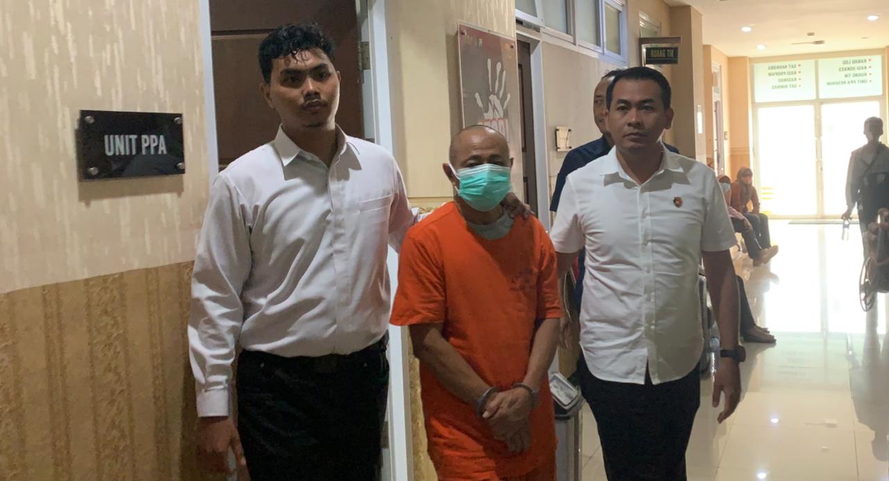 Bejat! Pedagang Toko yang Setubuhi Pelajar Gresik Ternyata Pernah Cabuli Korban Saat Masih SD