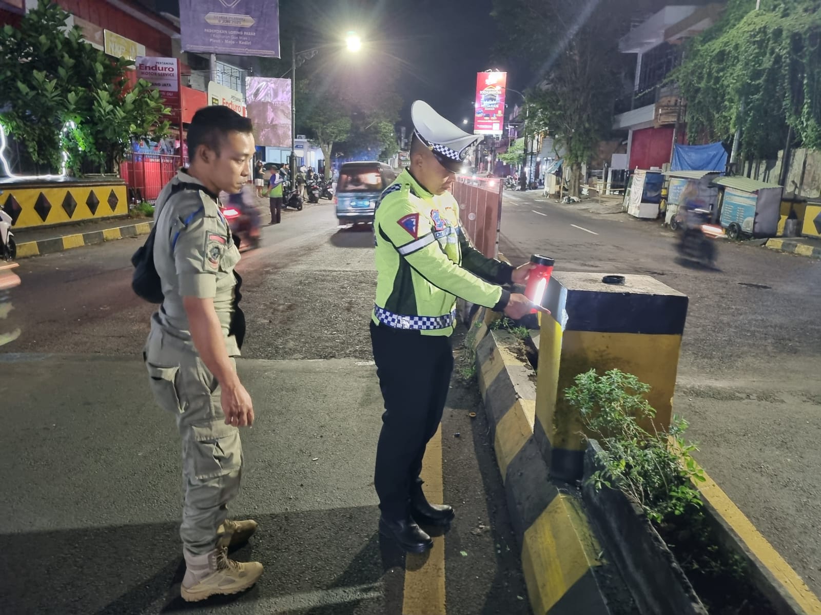 Oleng ke Kanan, Pengendara NMAX Tewas Tabrak Median Jalan Jembatan Gladak Kembar