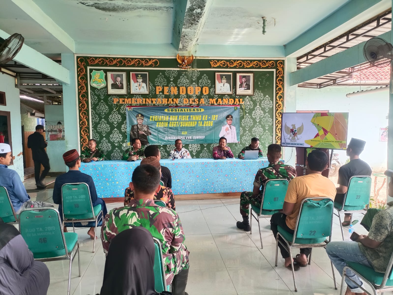 Perkuat Kewaspadaan, Satgas TMMD dan Warga Dibekali Wawasan Kebangsaan