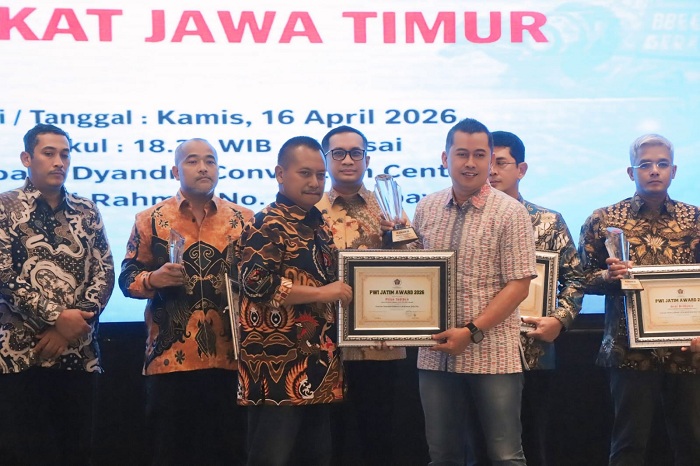 Dirut Tugu Tirta Kota Malang Raih PWI Jatim Award 2026 Berkat Transformasi Digital Pelayanan Publik
