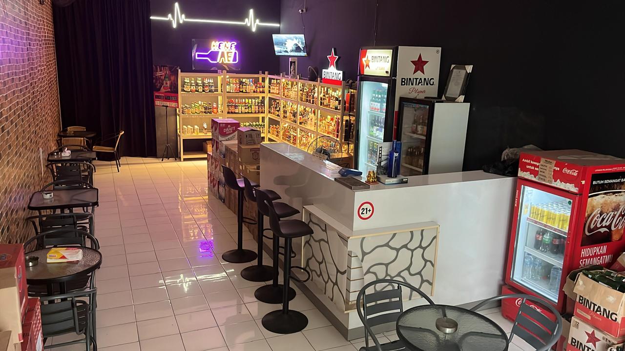 Toko Minuman Berpita Cukai di Balongbendo Pastikan Perizinan Lengkap