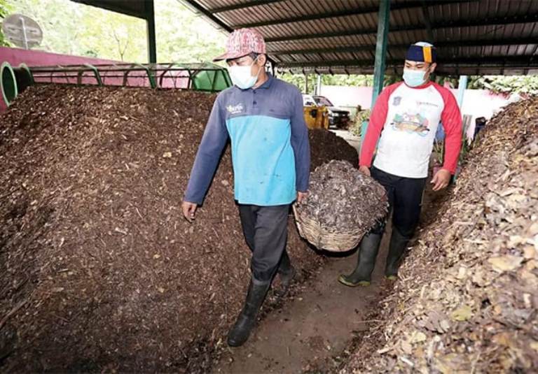 Warga Kupang Segunting Minta Dibuatkan Rumah Kompos