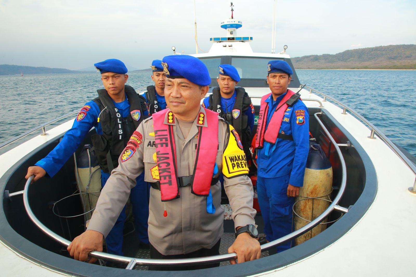 Ditpolairud Polda Jatim Siagakan Kapal Patroli Jelang Nataru