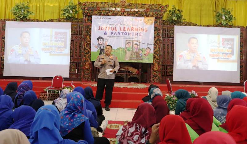 Polres Bangkalan Sosialisasi Pelestarian Seni Lawak di Hadapan Guru TK