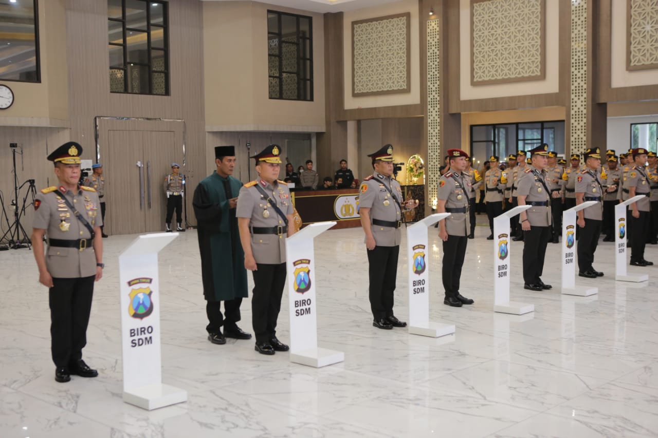 Sertijab Pejabat Baru, Irjenpol Imam Sugianto: Wujudkan Harkamtibmas di Jatim