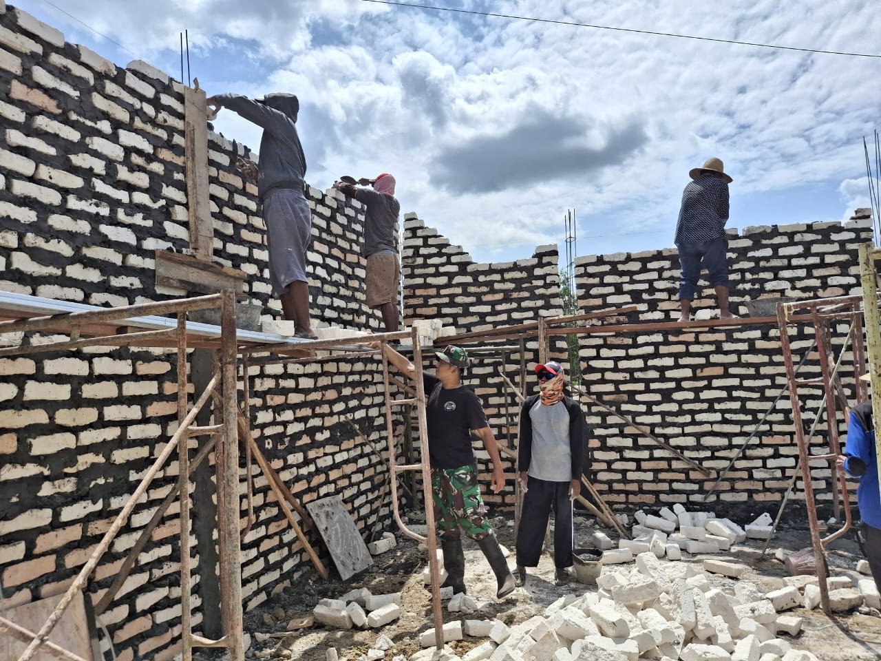 Progres 65 Persen, TMMD 127 Rehab RTLH Warga Desa Mandala