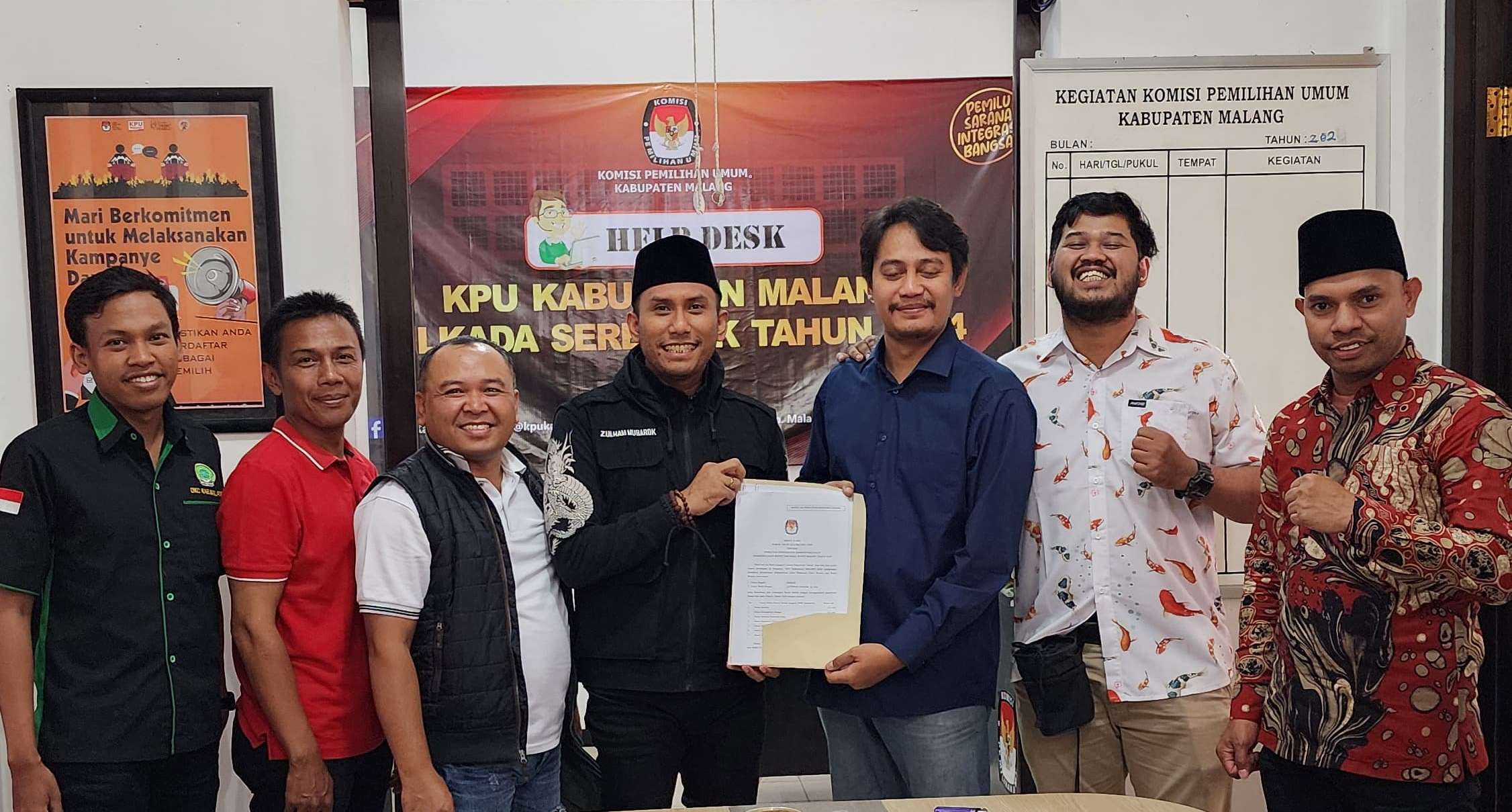 2 Bapaslon Pilkada Kabupaten Malang Harus Lengkapi Berkas Persyaratan Administrasi