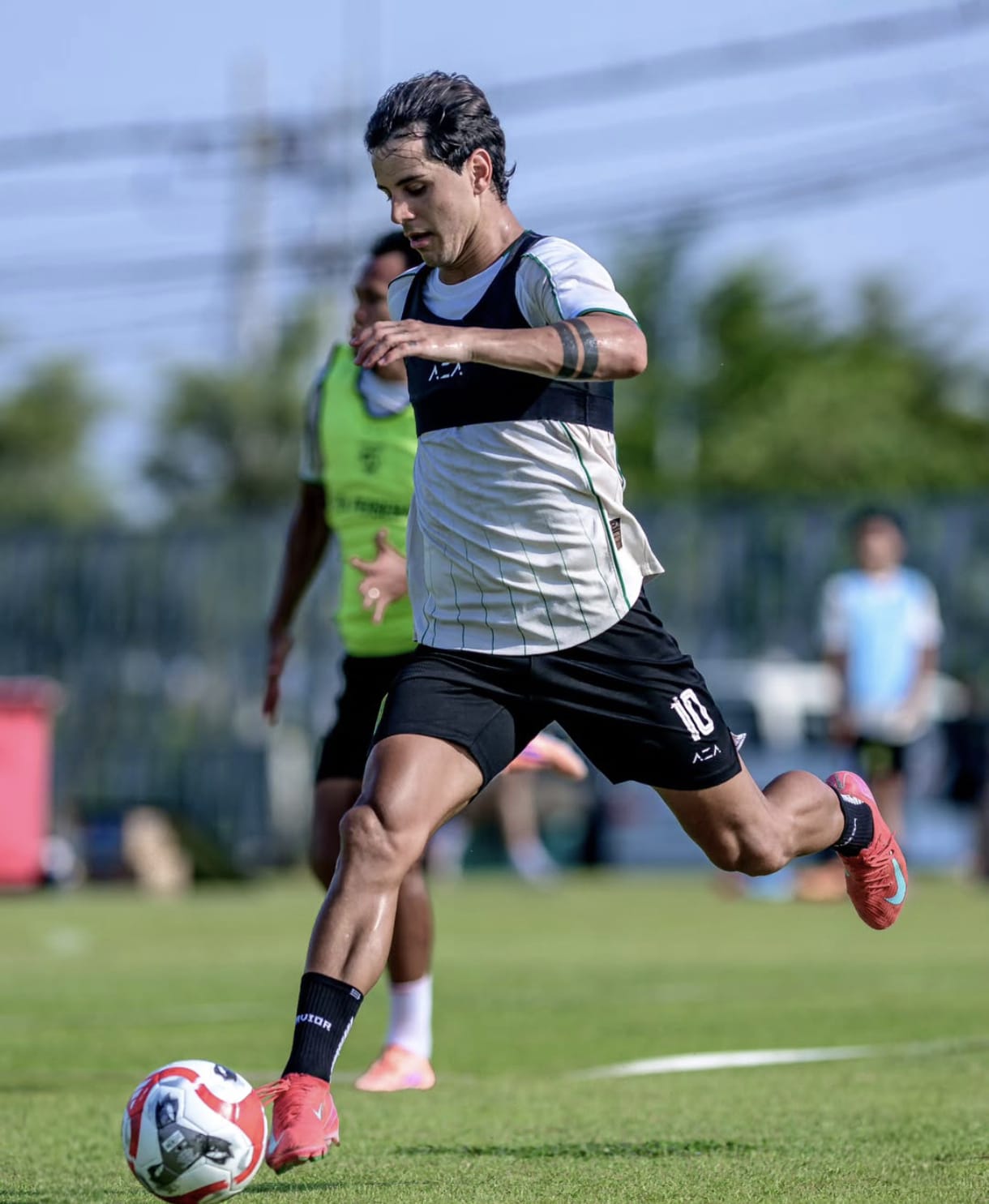 Didera Badai Cedera, Persebaya Berpacu dengan Waktu Jelang Laga Krusial Kontra Persita