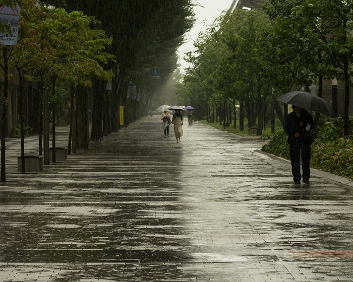 Prakiraan Cuaca Jatim 4 April 2026 Sembilan Wilayah Diprediksi Hujan Ringan