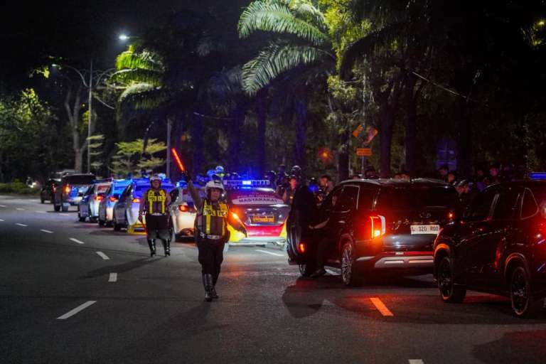 Jaga Kondusifitas Surabaya, Patroli Skala Besar Rutin Digelar