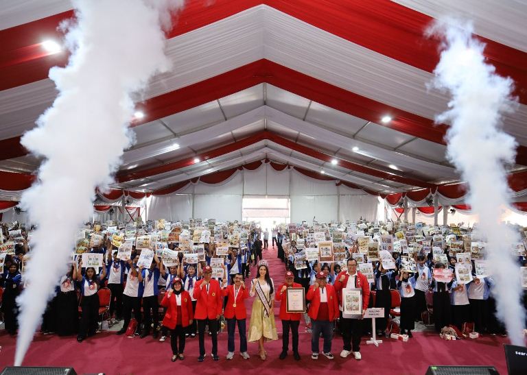 Raih Rekor MURI, Untag Surabaya Libatkan 2.413 Maba Ciptakan Komik Patriotisme dengan AI