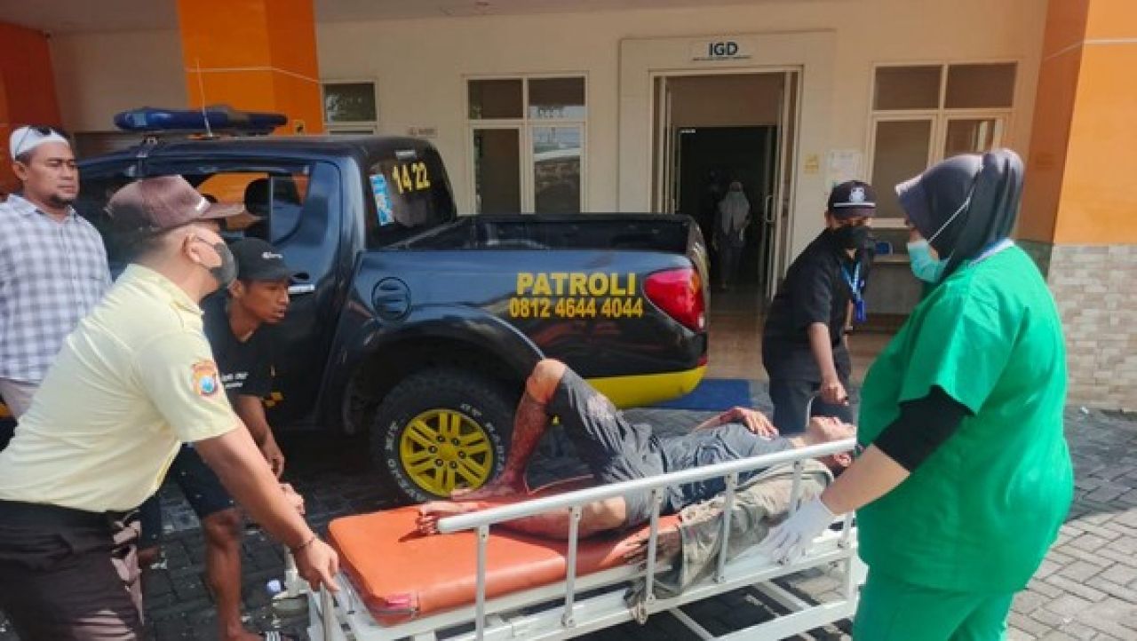 Berawal dari Adu Mulut, Warga Menganti Dibacok Orang Tak Dikenal