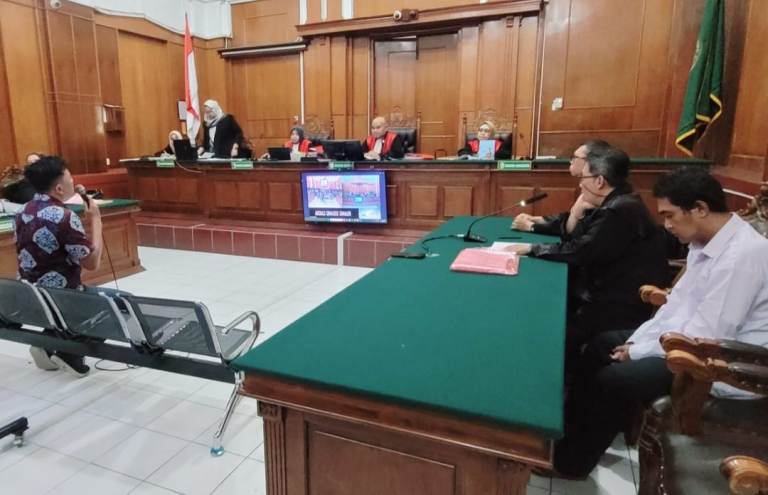 Sengketa Pohon Mangga Berujung Bacok di Surabaya, Terdakwa Bantah Unsur Kesengajaan