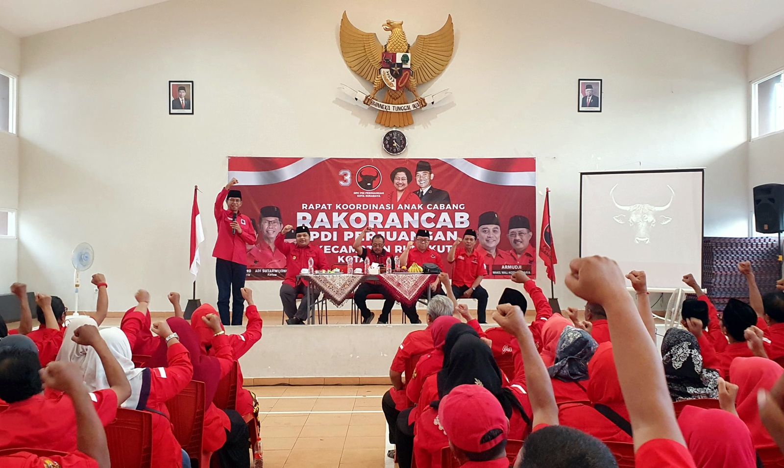 Usung Eri-Armuji, Ketua PDI-P Surabaya Ajak Kader Banteng Bergerak Kompak