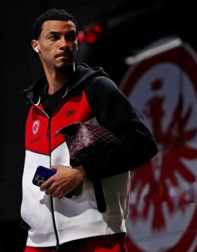 Liverpool Resmi Rekrut Hugo Ekitike dari Eintracht Frankfurt Rp 2 Triliun