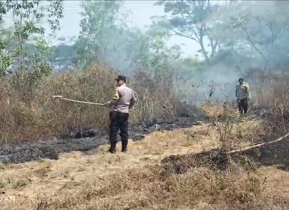 Kemarau Panjang, Polsek Karangrejo Ingatkan Bahaya Kebakaran