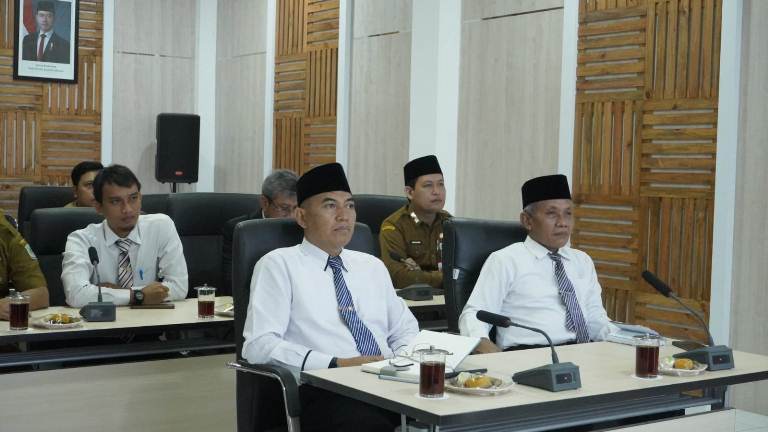 Pelantikan Kepala Daerah Terpilih Pilkada Serentak Tahun 2024 Resmi Diundur