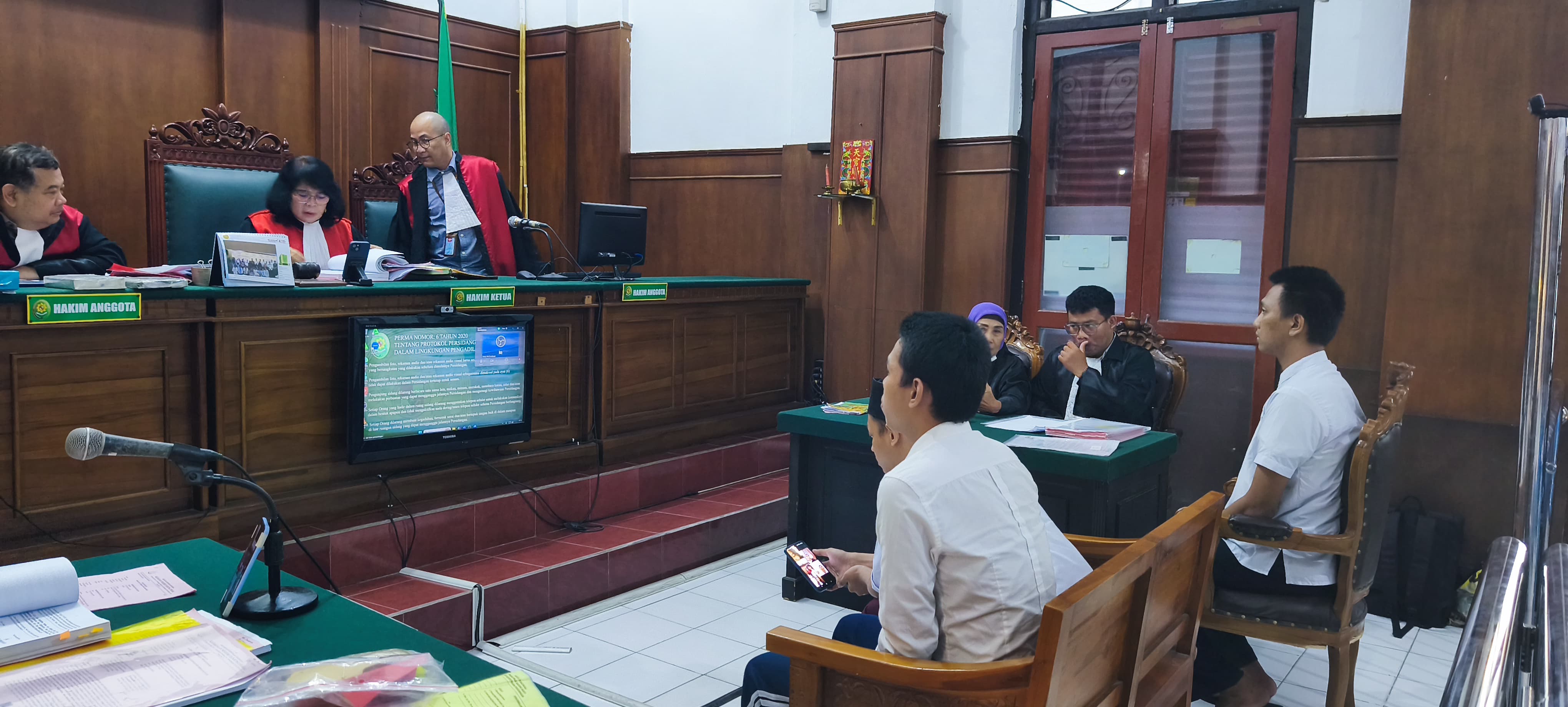 Miris! Pacar Sendiri Jadi Joki Michat, Korban Dieksploitasi