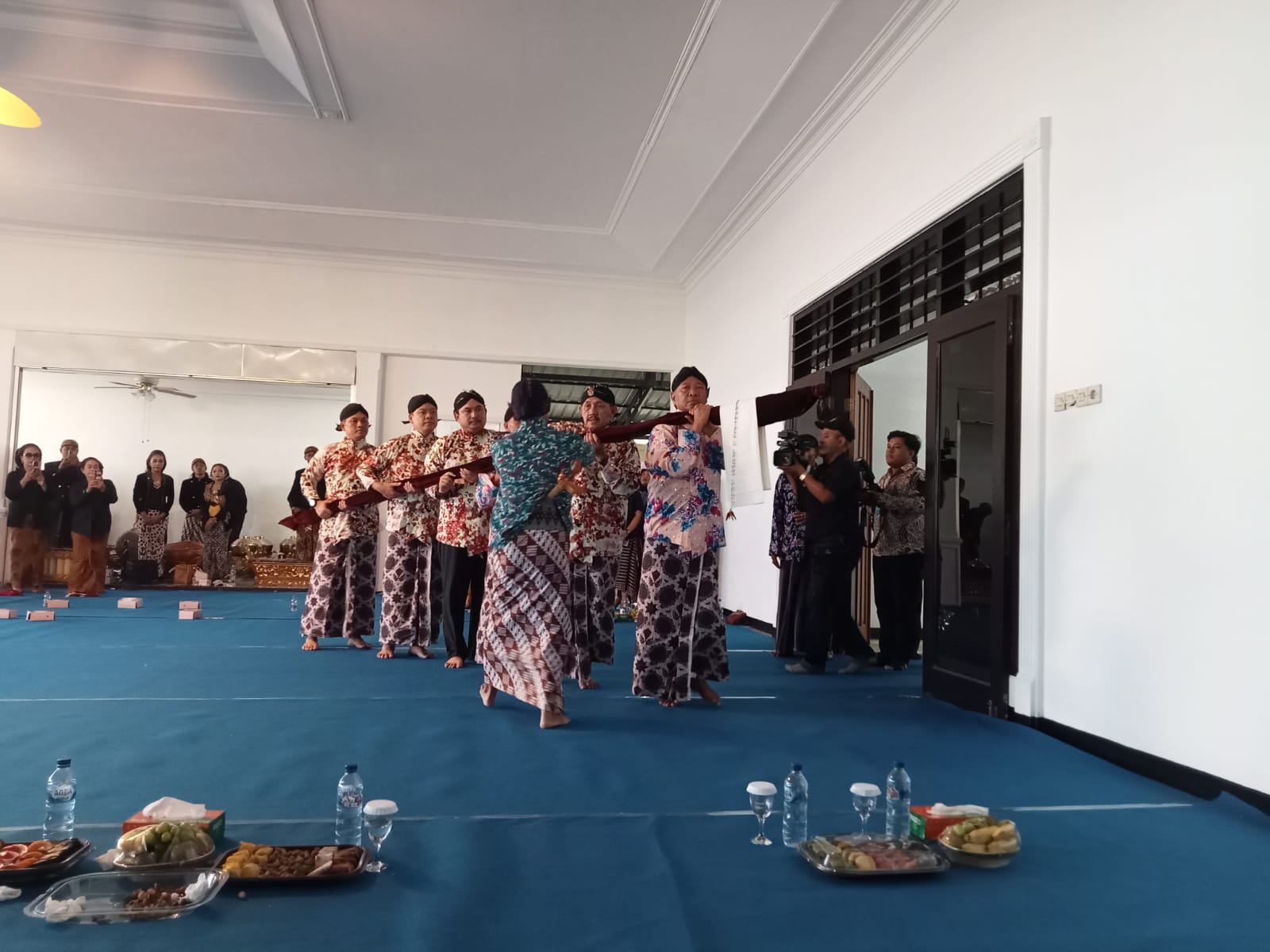 Bupati Tulungagung Bersama Forkopimda Ikuti Prosesi Jamasan Pusaka Tombak Kyai Upas