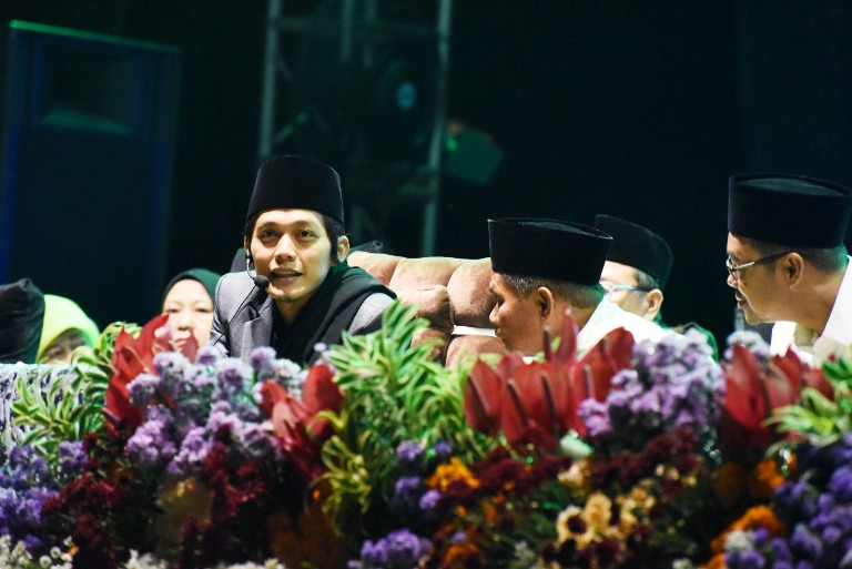 Ngaji Bareng Gus Iqdam di MPP Sidoarjo, Ribuan Jemaah Doakan Keselamatan Daerah